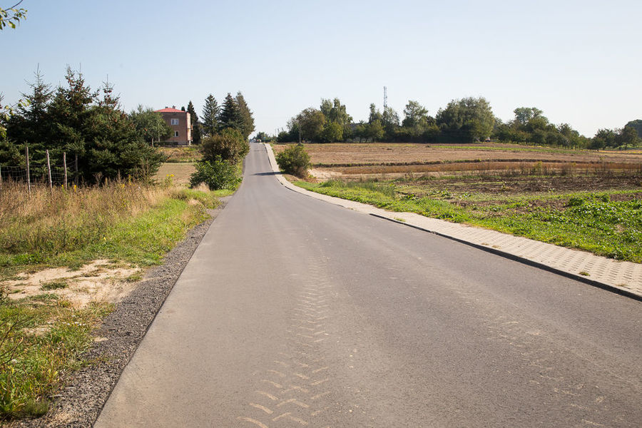 Na zdjęciu ul. Akacjowa w Jakubowicach Konińskich