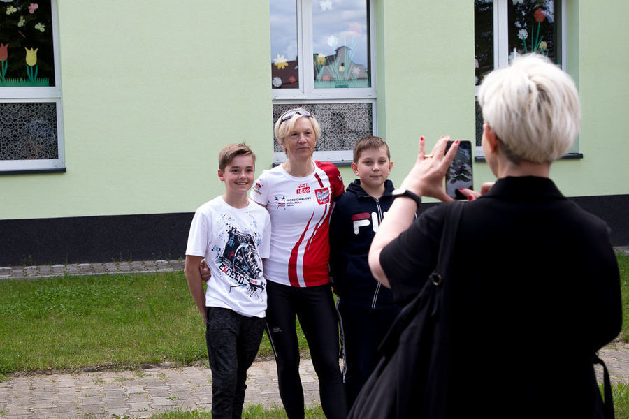 Na zdjęciu członkini kadry narodowej w Nordic Walking.