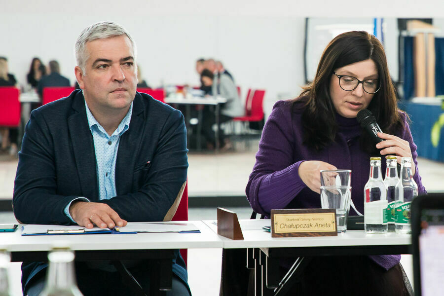 Skarbnik wraz z kierownikiem inwestycji 