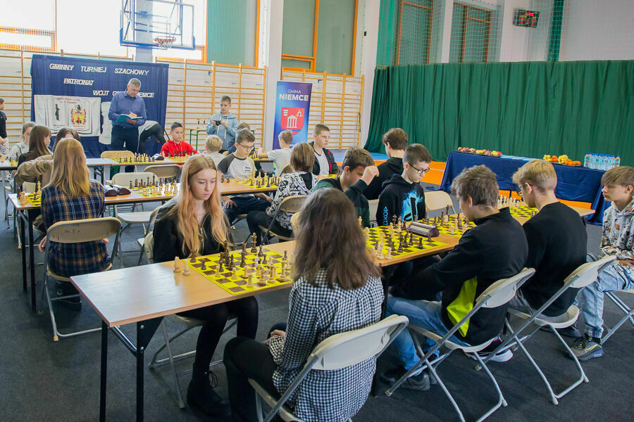 Widok ogólny na salę podczas turnieju szachowego