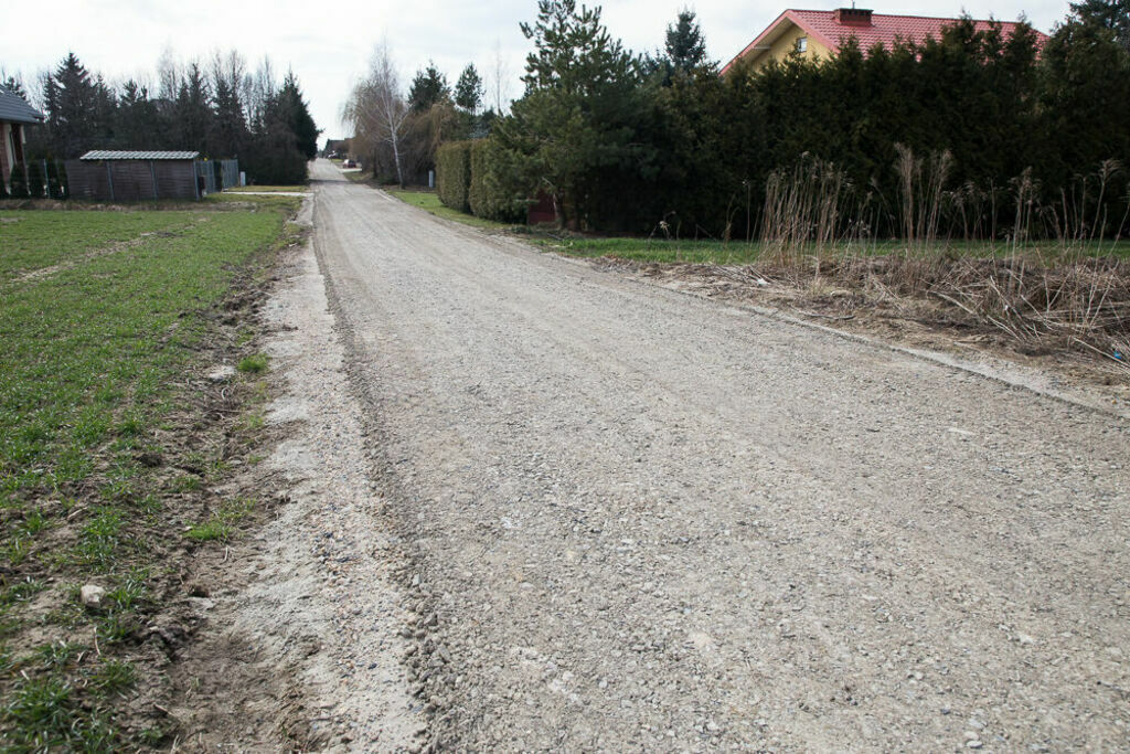 droga z uwałowanym podłożem
