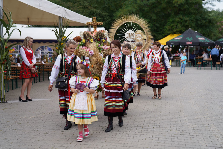 Korowód dożynkowy