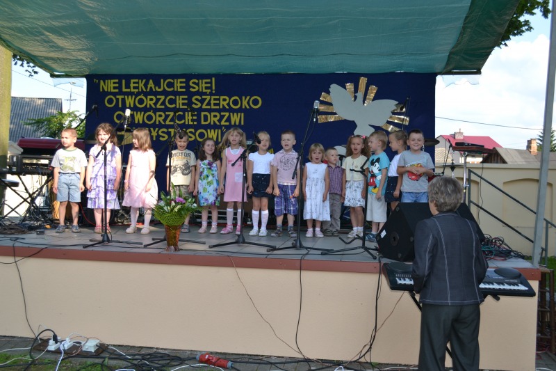 
                                                       sacro song 2013
                                                