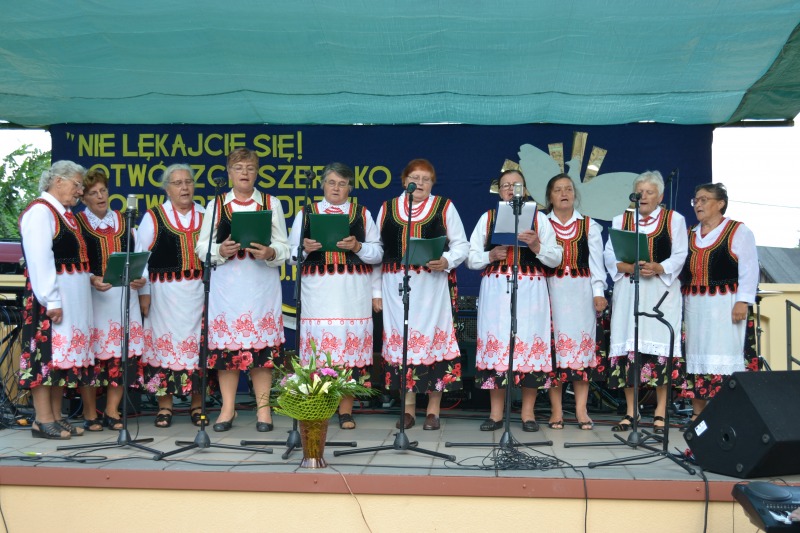 
                                                       sacro song 2013
                                                