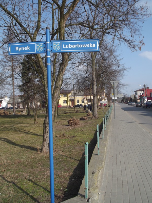 
                                                       Prace w parku
                                                
