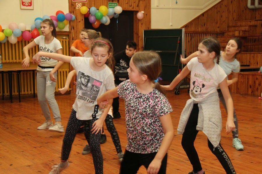 
                                                       Zajęcia taneczne dla młodzieży (gr. starsza) w Domu Kultury w Markuszowie
                                                