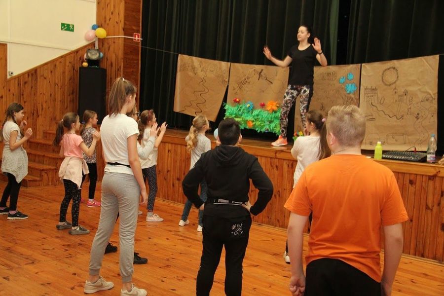 
                                                       Zajęcia taneczne dla młodzieży (gr. starsza) w Domu Kultury w Markuszowie
                                                