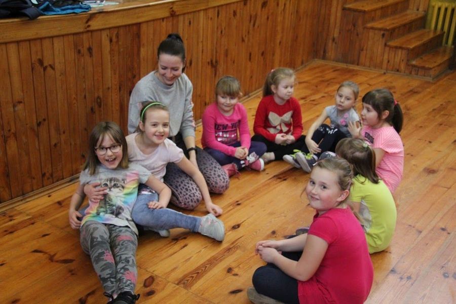 
                                                       Zajęcia taneczno-ruchowe dla najmłodszych w Domu Kultury w Markuszowie
                                                