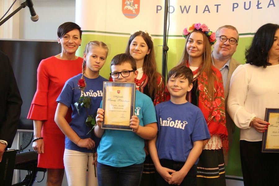 
                                                       Nagroda Starosty w Dziedzinie Kultury dla scholi 