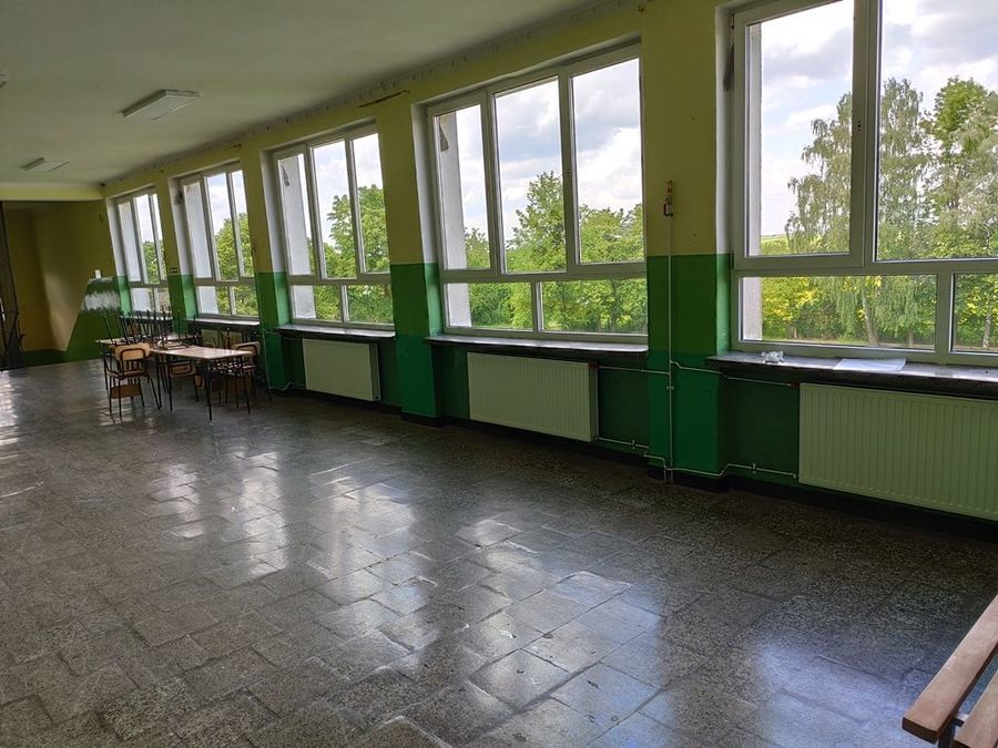 
                                                    Budynek podczas remontu
                                                
