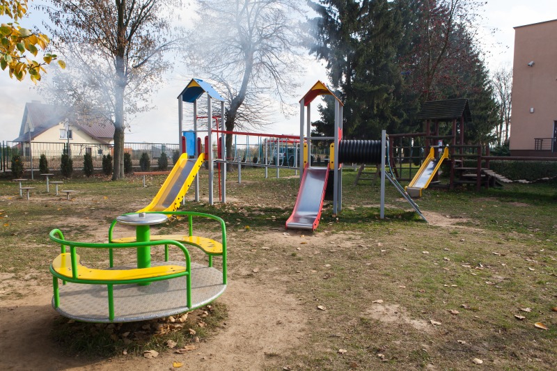 
                                                       Budowa placu zabaw Rycerska Kraina w Jakubowicach Koninskich
                                                