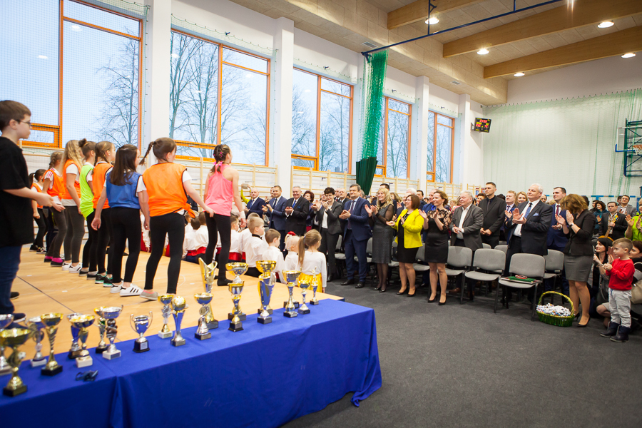 
                                                       Oficjalne otwarcie sali sportowej w Jakubowicach Konińskich
                                                