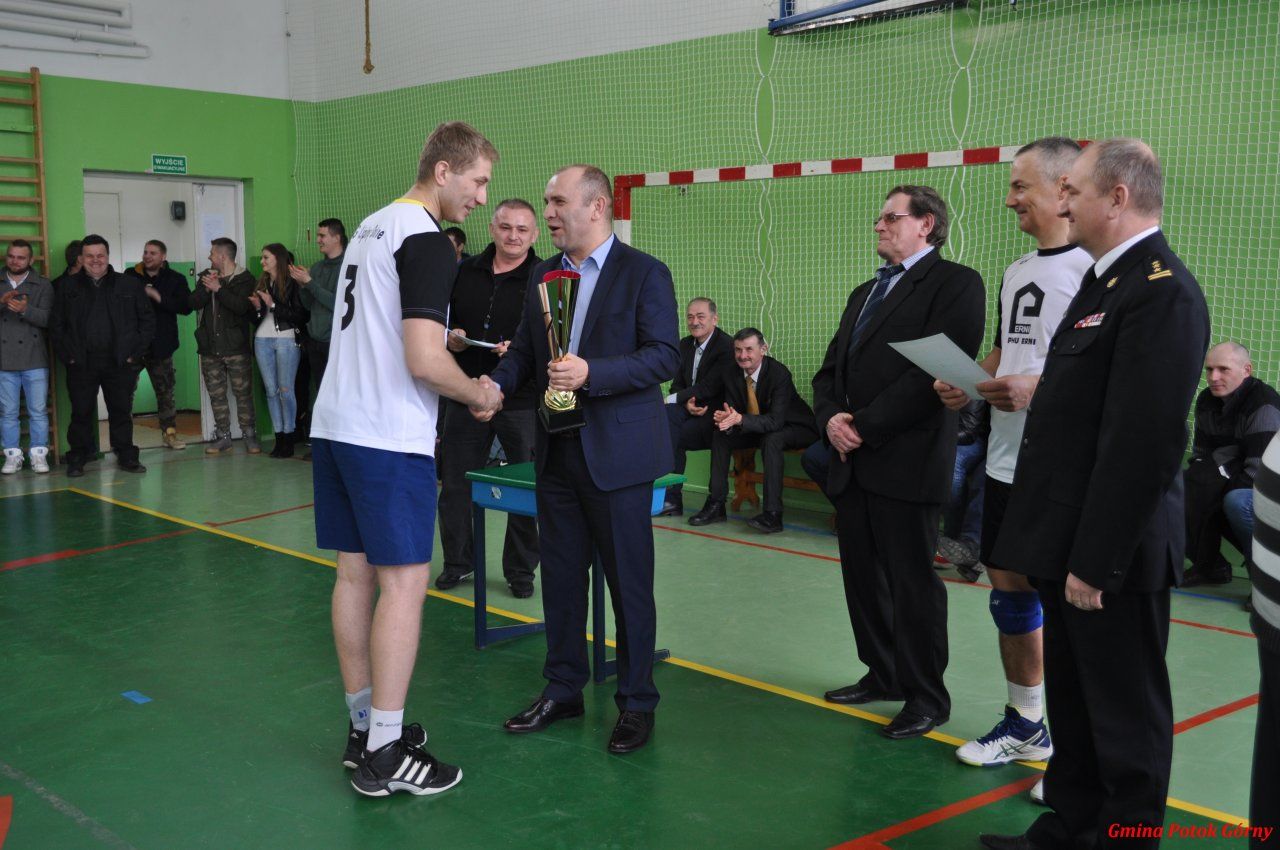 II Powiatowy Turniej Piłki Siatkowej drużyn OSP.