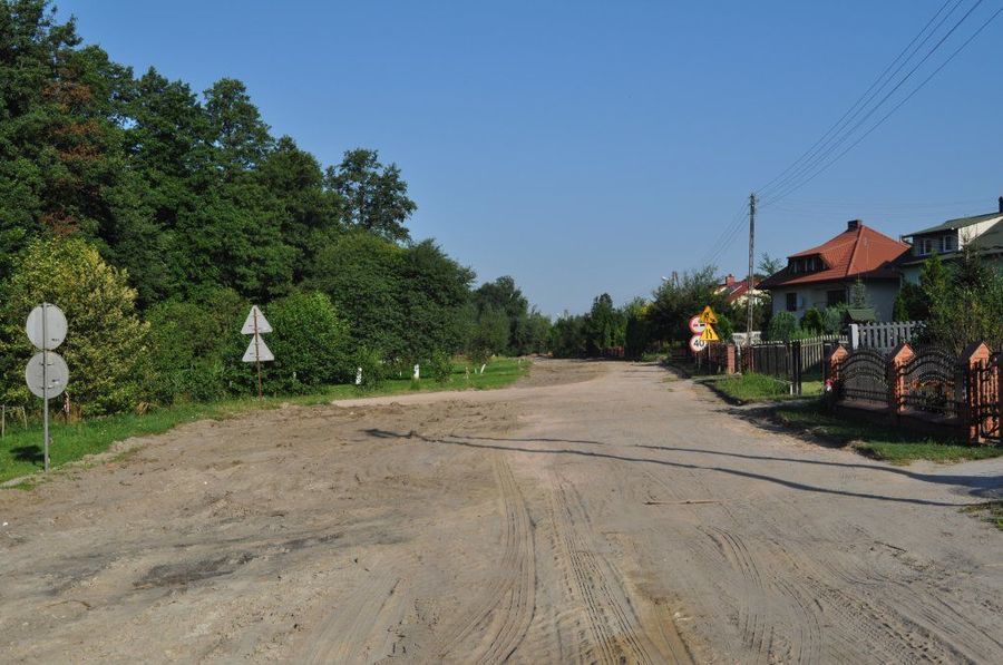Budowa drogi gminnej w miejscowości Dąbrówka ˝Górka˝