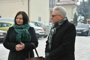 Bychawski szpital otrzymał nowoczesny ambulans