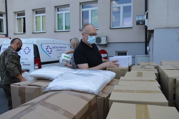 
                                                    Nowa dostawa środków dezynfekujących oraz środków ochrony osobistej - 2 osoby
                                                