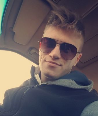 
                                                    Raczyński Michał
                                                