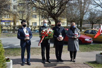 
                                                    11. ROCZNICA KATASTROFY SMOLEŃSKIEJ  - PAMIĘTAMY
                                                
