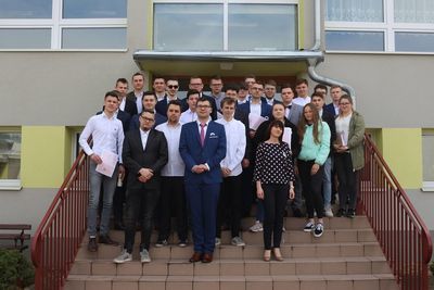 
                                                    Zespół Szkół Zawodowych nr 1 w Rykach
                                                