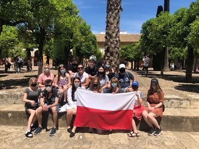 
                                                    Uczniowie ZSZ nr 2 w Dęblinie poznają Hiszpanię - Kordoba
                                                