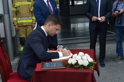 
                                                    Uczestnicy uroczystości
                                                