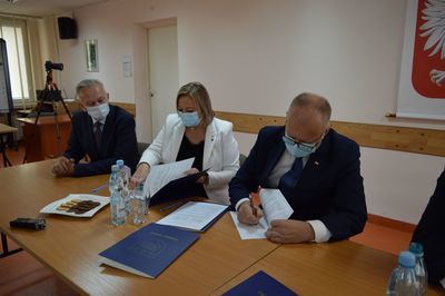 
                                                    Uczestnicy spotkania
                                                