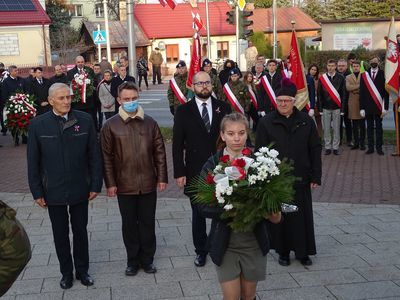 
                                                    Złożenie kwiatów
                                                