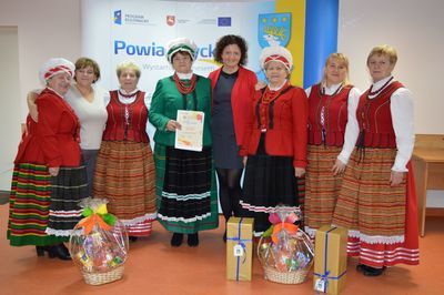
                                                    Zespoły: „Moszczanianki” z Moszczanki i „Stokrotka” z Oszczywilka
                                                
