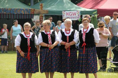 
                                                    Letni Festiwal Folkloru. Stoisko
                                                