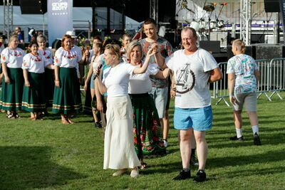 
                                                    Letni Festiwal Folkloru. Potańcówka
                                                