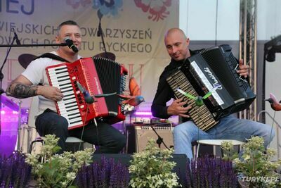 Letni Festiwal Folkloru. Występ na scenie