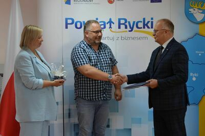 
                                                    Wręczenie aktów powołania
                                                