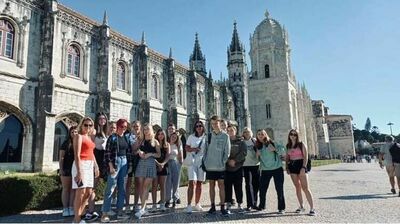 Uczniowie ZSZ nr 2 w Dęblinie odwiedzili stolicę Portugali