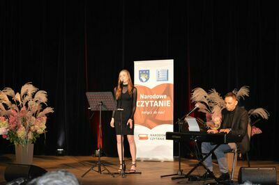
                                                    Narodowe Czytanie w Rykach - koncert
                                                