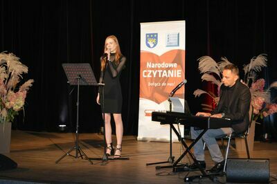 
                                                    Koncert ballad
                                                