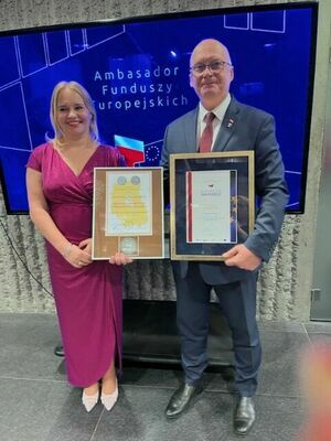 
                                                    Powiat Rycki uhonorowany tytułem „Europejski Samorząd-Ambasador Funduszy Europejskich”
                                                