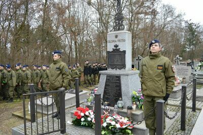 
                                                       Rajd pieszy „Śladami Powstania Styczniowego” 
                                                
