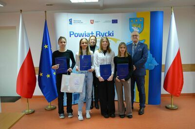 
                                                       Nagrody Starosty Ryckiego dla sportowców i trenerów
                                                