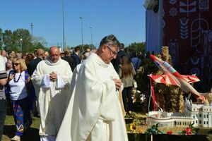 
                                                    Ogólnopolskie Święto „Wdzięczni Polskiej Wsi” w Miętnem
                                                