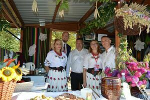 
                                                    Ogólnopolskie Święto „Wdzięczni Polskiej Wsi” w Miętnem
                                                