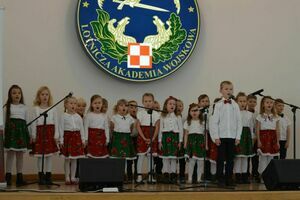 
                                                    POWIATOWY PRZEGLĄD PIOSENKI PATRIOTYCZNEJ I HARCERSKIEJ „WARTO BYĆ POLAKIEM”
                                                