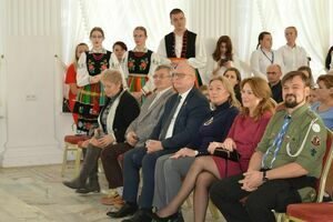
                                                    POWIATOWY PRZEGLĄD PIOSENKI PATRIOTYCZNEJ I HARCERSKIEJ „WARTO BYĆ POLAKIEM”
                                                