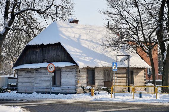 Stara chata przy ul. Kazimierskiej