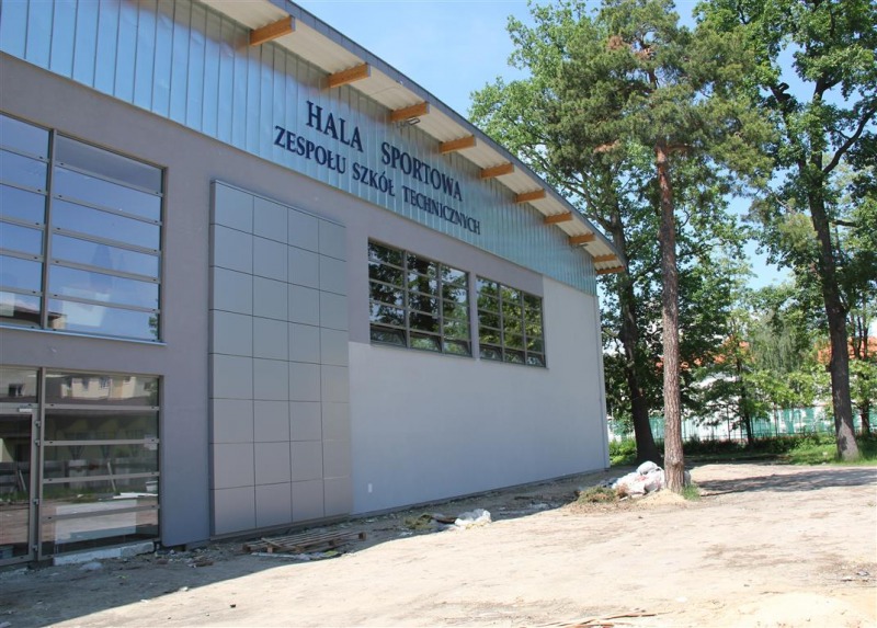 
                                                       Postępy w budowie hali sportowej przy ZST w Puławach
                                                