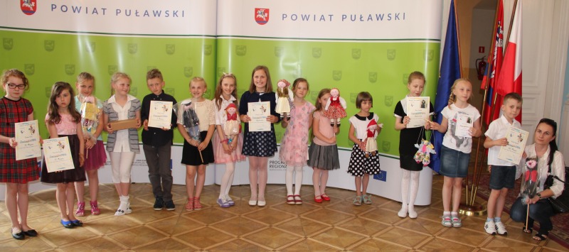 
                                                       Wręczenie nagród w 48. Ogólnopolskich Puławskich Spotkaniach Lalkarzy
                                                