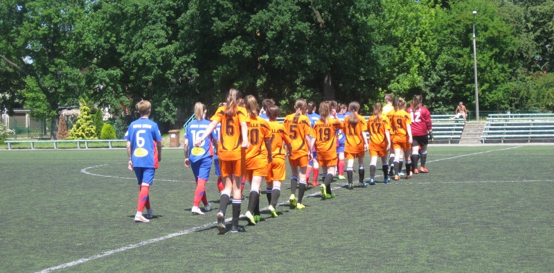 
                                                       Mecz kobiecej drużyny MKS Sybilla z UKS Widok
                                                
