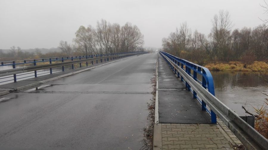 
                                                       Poprawa stanu nawierzchni drogi powiatowej Nr 1434L w m. Baranów
                                                