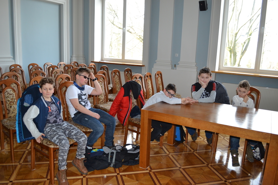 
                                                        Niecodzienni goście odwiedzili Starostwo Powiatowe w Puławach
                                                