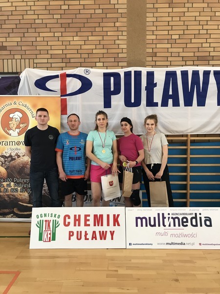 
                                                    <p>V Mistrzostwa Puław w badmintonie, zawodnicy, nagrody</p>
                                                