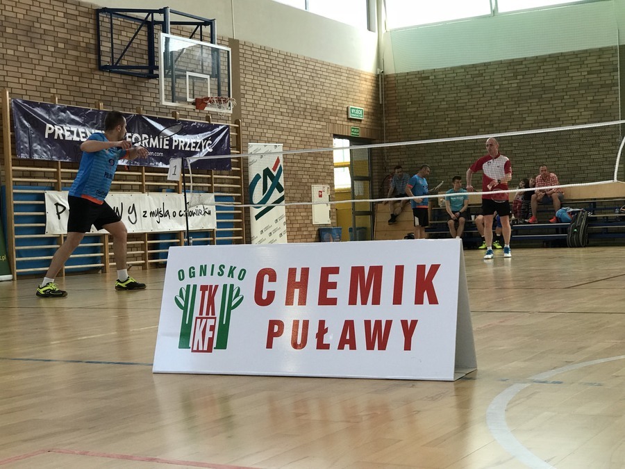 
                                                    <p>V Mistrzostwa Puław w badmintonie, zawonicy, gra</p>
                                                